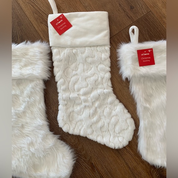 Winter White Set - Picture 7 of 10